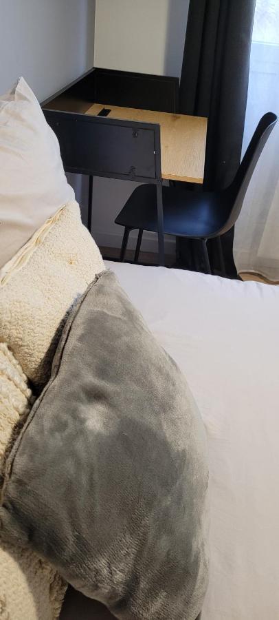 Amja Proche Clinique Saint-Roch Apt 3 Chambres 3 Salles De Bain Parking Gratuit Ideal Famille Groupe Coworking 10 Min Centre Ville 10 Min Plage 5 Min Sortie Autoroute Montpellier Exterior foto